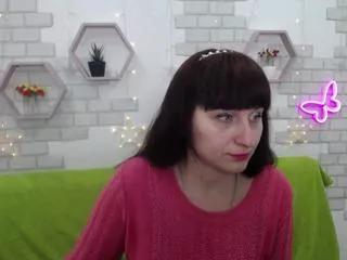 Discover our girls online shows and discover the company of countless livestreamers, with stunning shapes, sex toys and more.