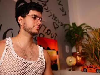 noah_miller from Flirt4Free is Freechat