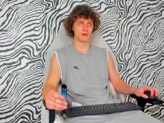 oliver_fors from Flirt4Free is Freechat