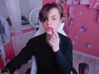 otto_colins from Flirt4Free is Freechat