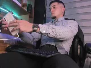 peter_gonzales from Flirt4Free