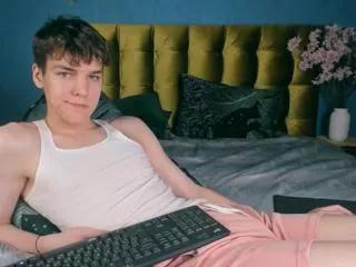 rayan_tref from Flirt4Free