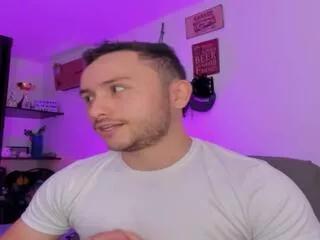 richard_keathing from Flirt4Free is Freechat