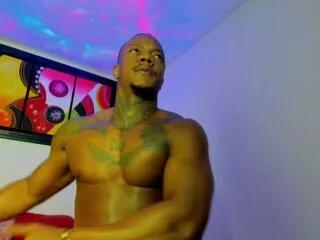 ronnie_colemann from Flirt4Free