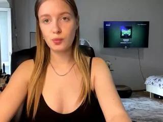 rosia_ehiginator from Flirt4Free is Freechat