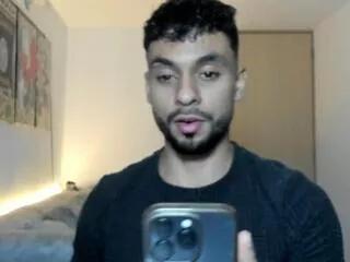 ryan_camerons from Flirt4Free is Freechat