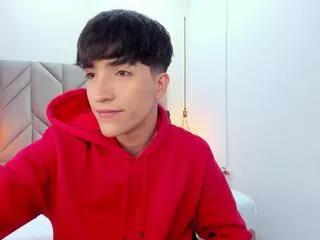 sean_collinss from Flirt4Free is Freechat