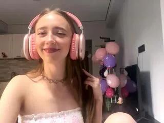 Tatyana_lavear webcams show profile image 