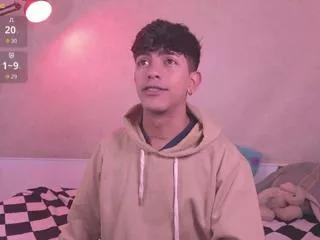 theo_brown from Flirt4Free is Freechat