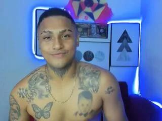 Thiago_kurly webcams show profile image 