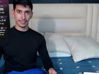 thomas_turner from Flirt4Free is Freechat