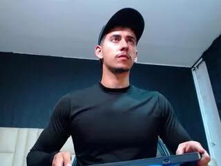 thomas_turner from Flirt4Free is Freechat