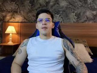 tommy_grayson from Flirt4Free is Freechat