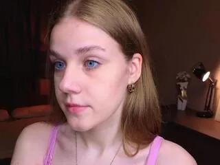 udele_grindels from Flirt4Free is Freechat