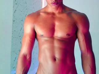 ulises_brown from Flirt4Free is Freechat