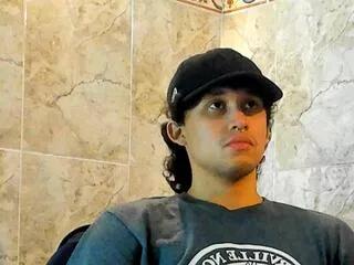 valentinn_rossi from Flirt4Free is Freechat