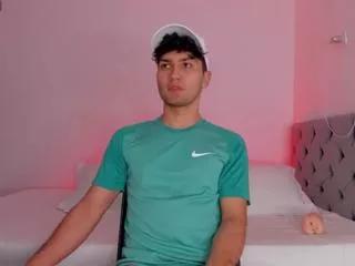 valerio_james from Flirt4Free is Freechat