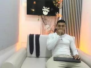 venedic_bull from Flirt4Free is Freechat