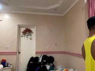 vitto_hammer from Flirt4Free