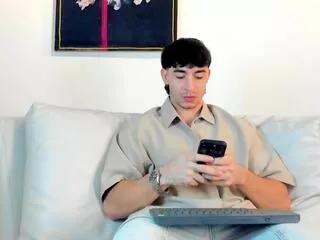 will_ferrari from Flirt4Free