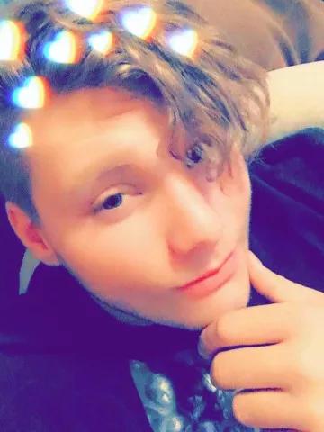 ElfinNicolas webcams show profile image 