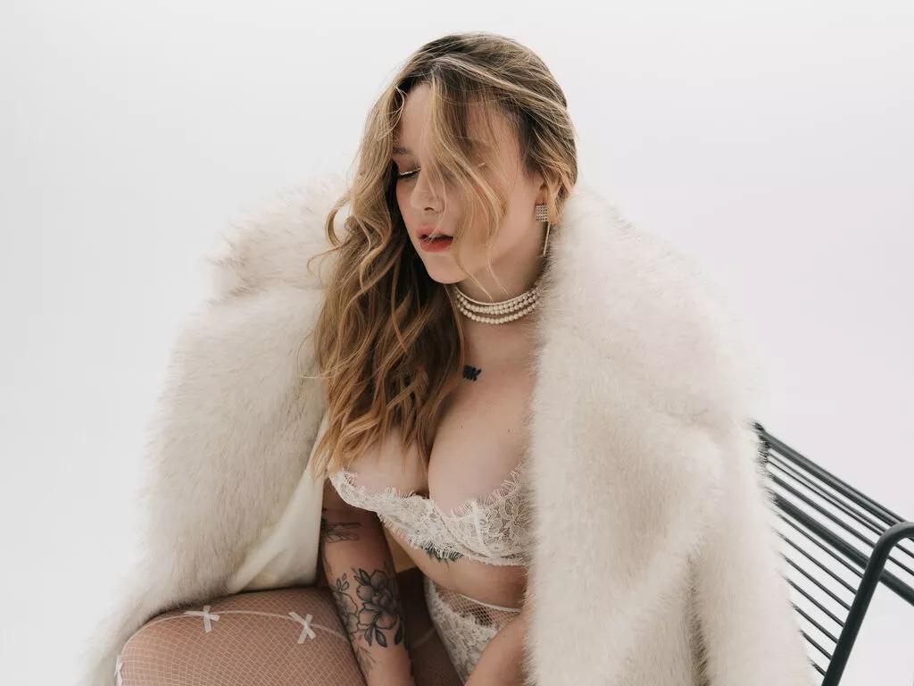 AlexandraRichard webcams show profile image 