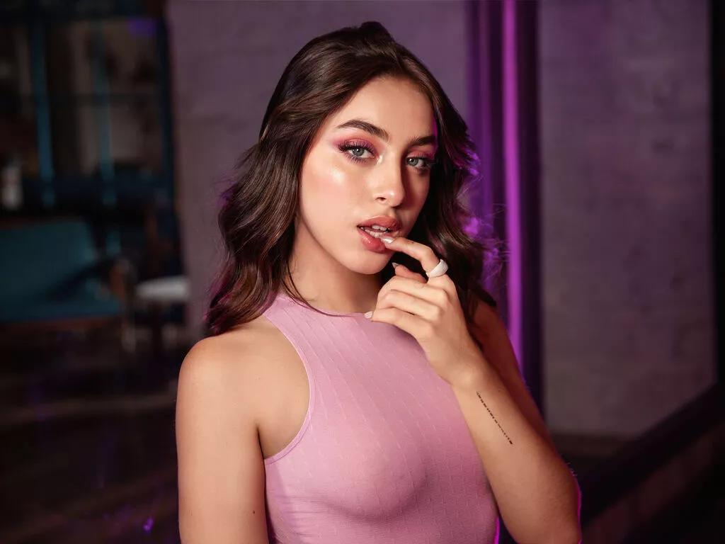 AliceBelov webcams show profile image 