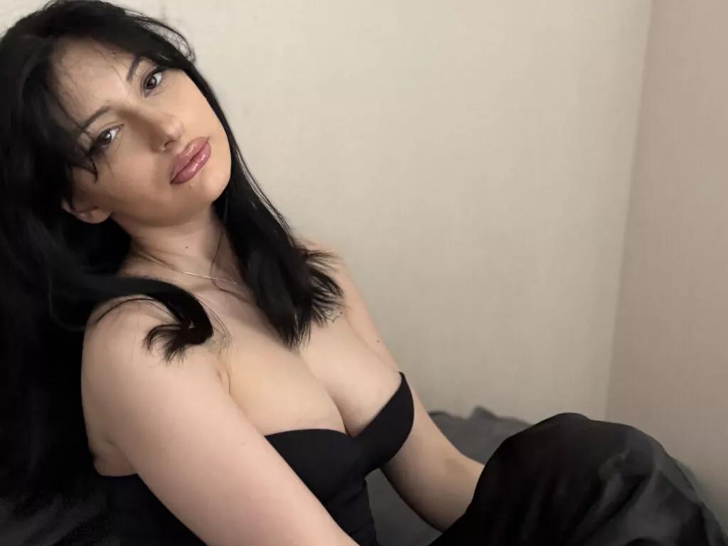 AliceFinnch webcams show profile image 