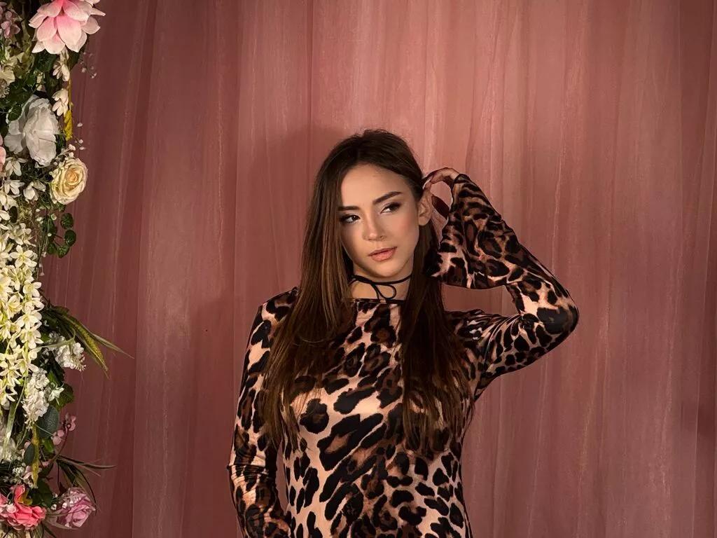 AlinaRouge webcams show profile image 