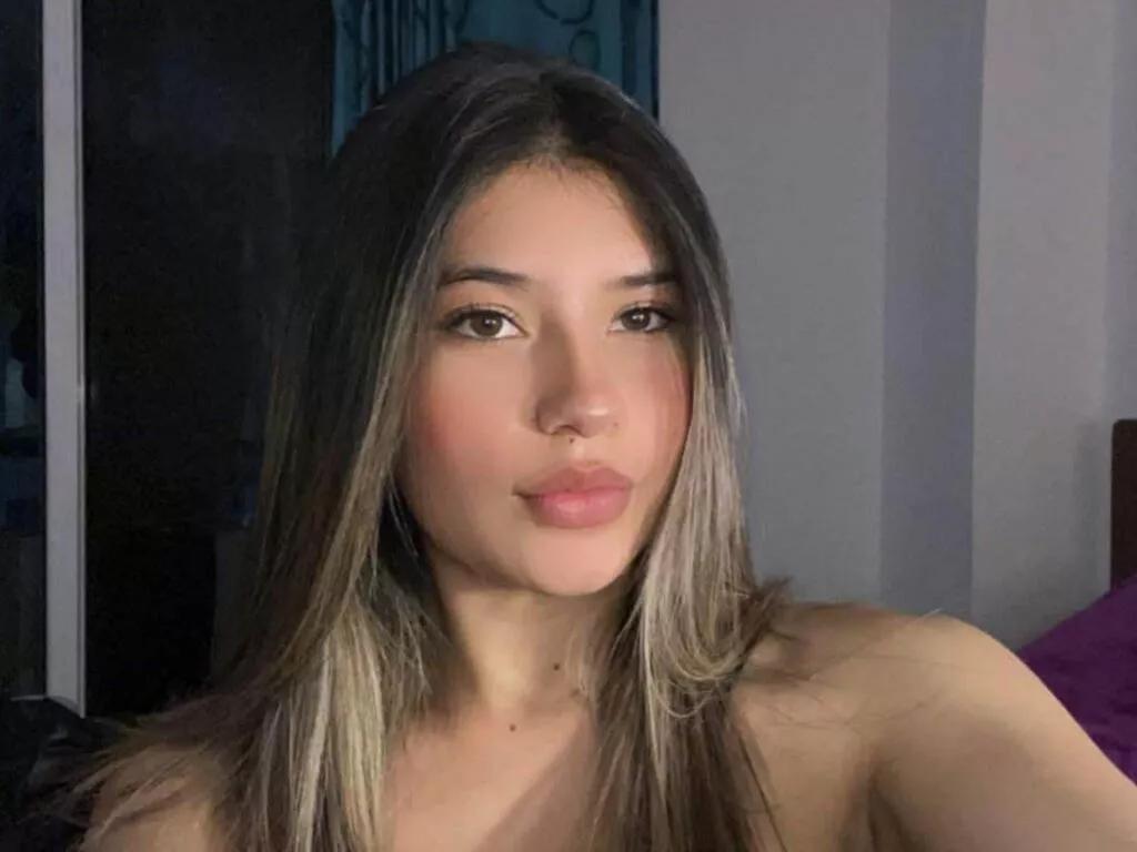 AmberCol webcams show profile image 