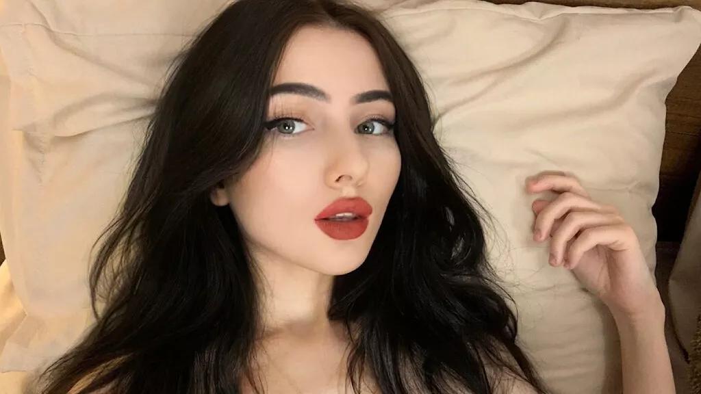 AnaDoleray from LiveJasmin