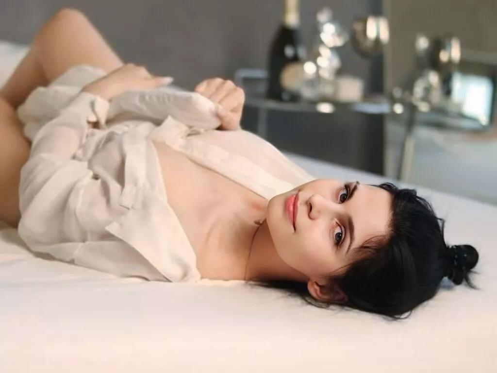 AnneBekker on LiveJasmin