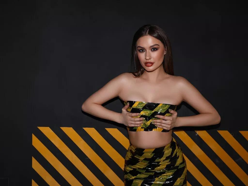 ChloeLavender webcams show profile image 