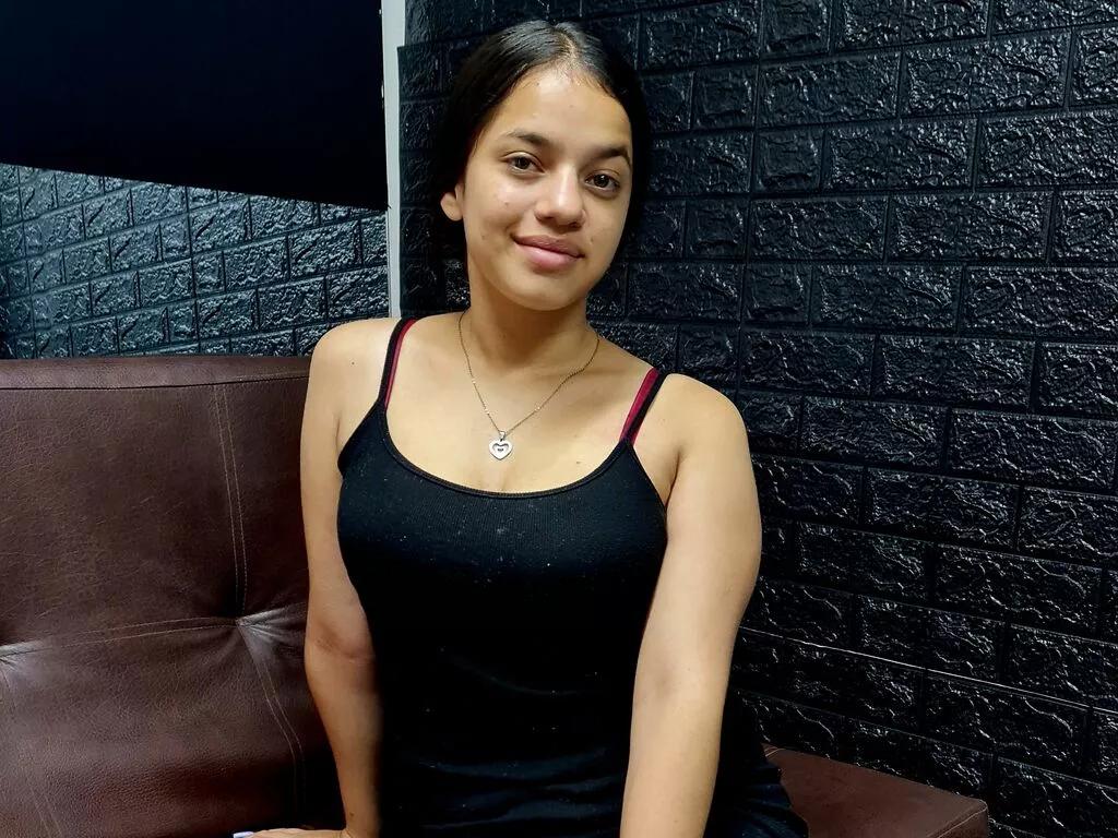 DaryelisOwen webcams show profile image 