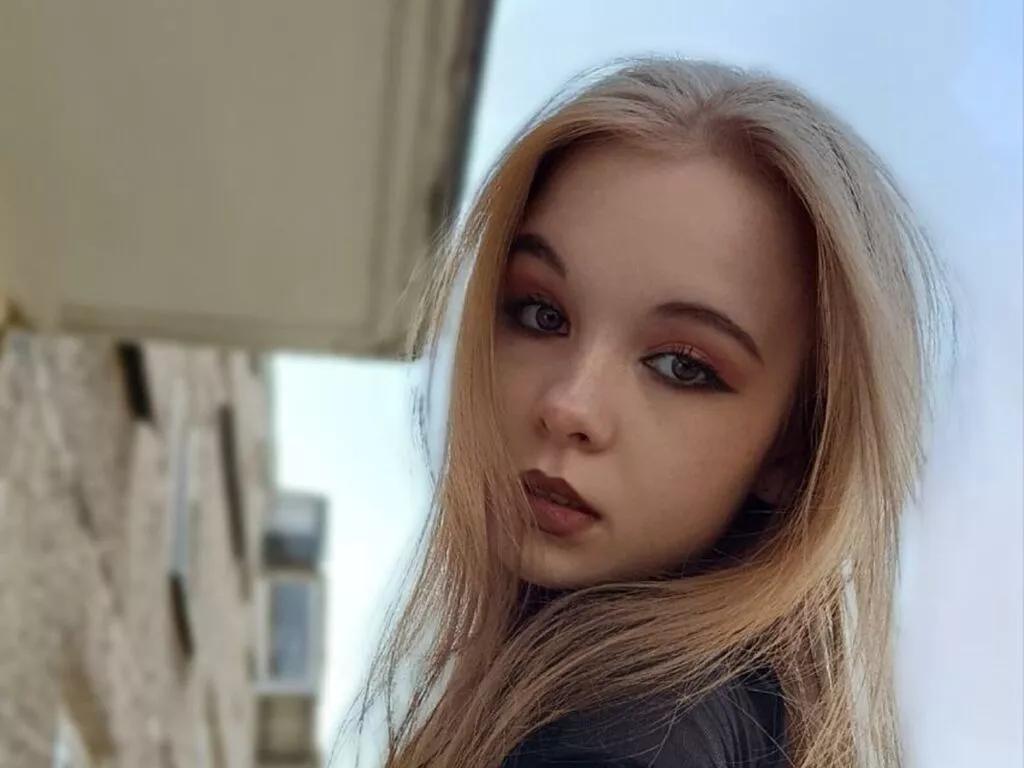 ElletteChesser webcams show profile image 