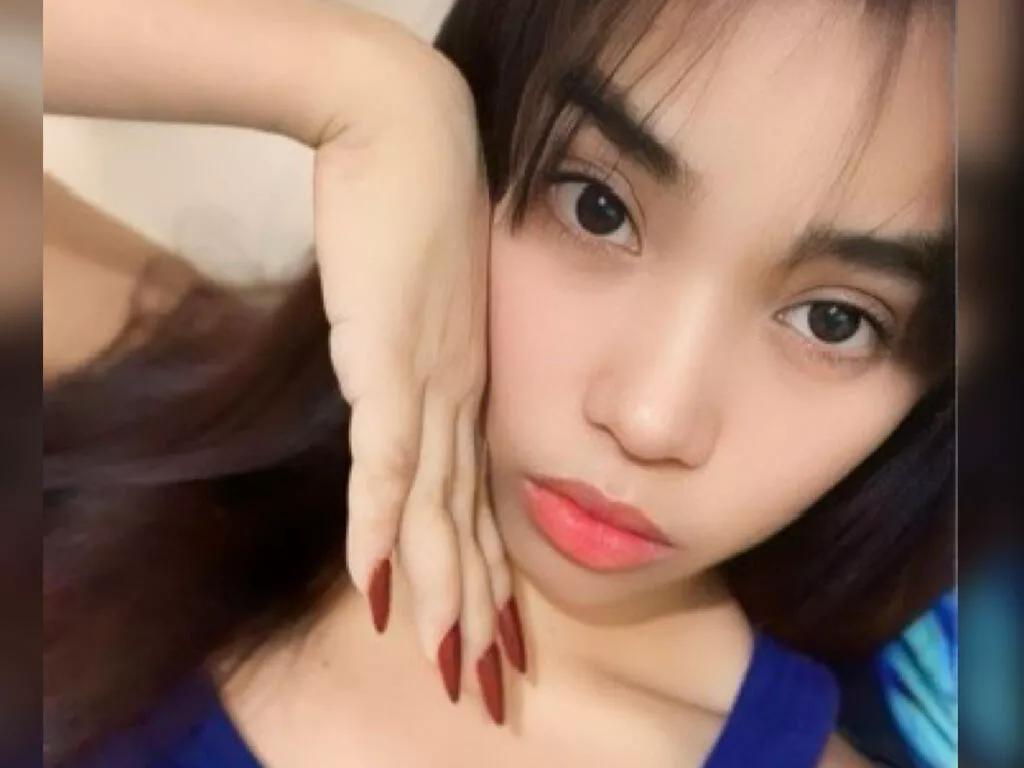 EmilyCian webcams show profile image 