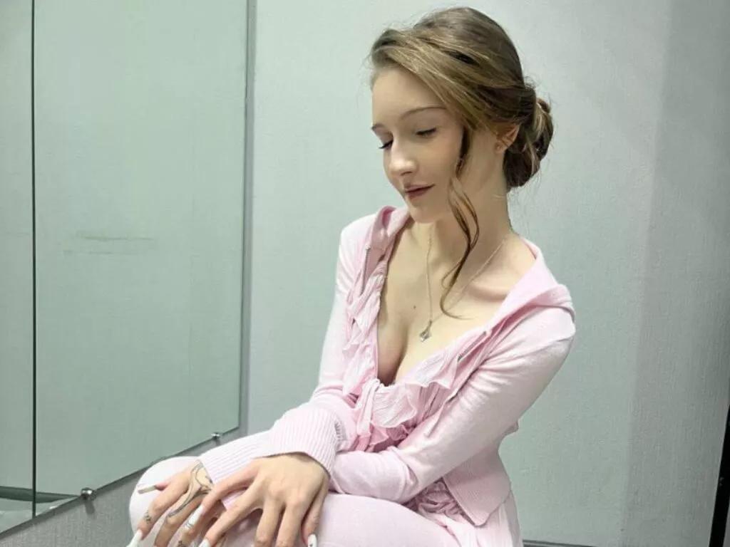 EmilyHuber webcams show profile image 