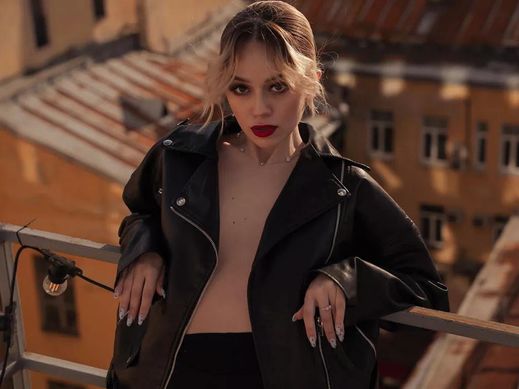 EstellaRichmond from LiveJasmin