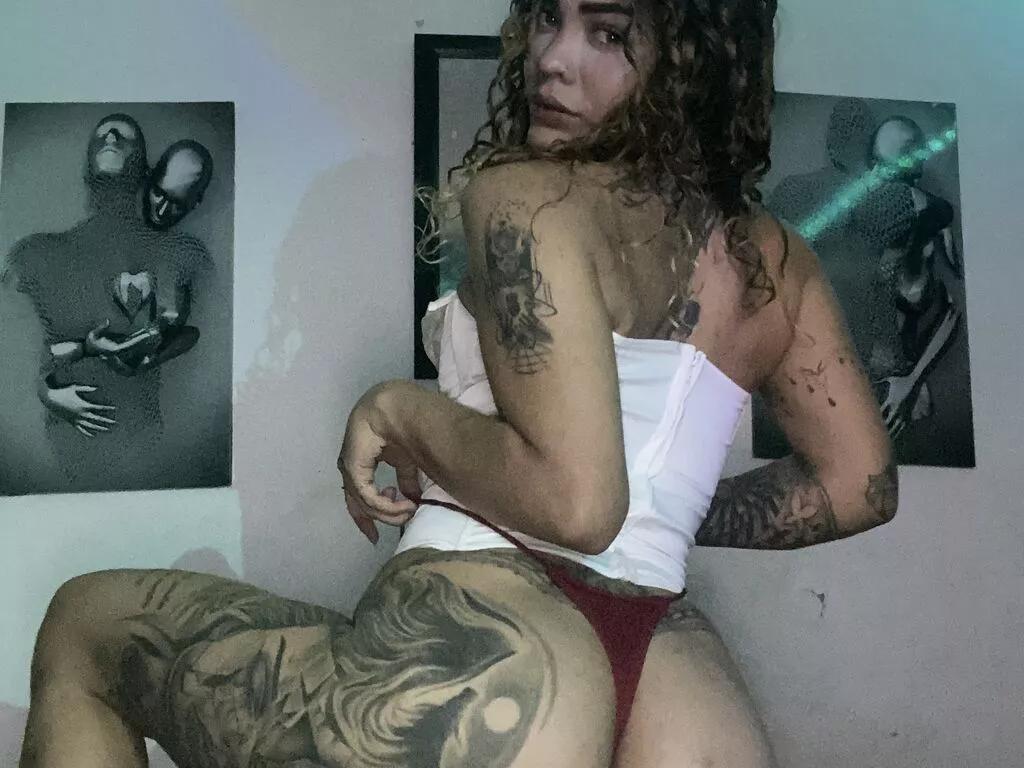 EvelynCortes from LiveJasmin
