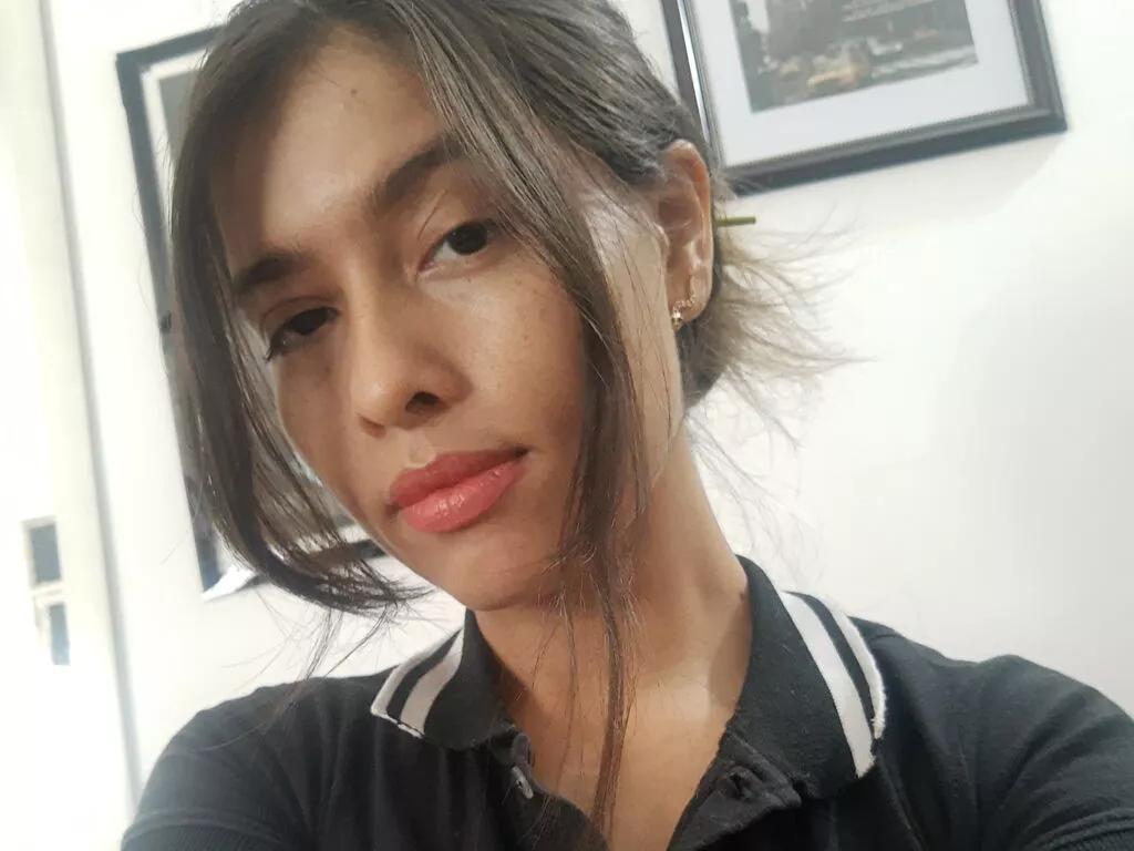GabyelleSantana webcams show profile image 