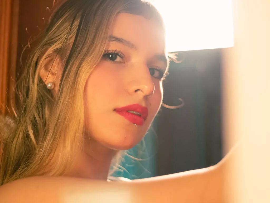 IsabelaFletcher webcams show profile image 