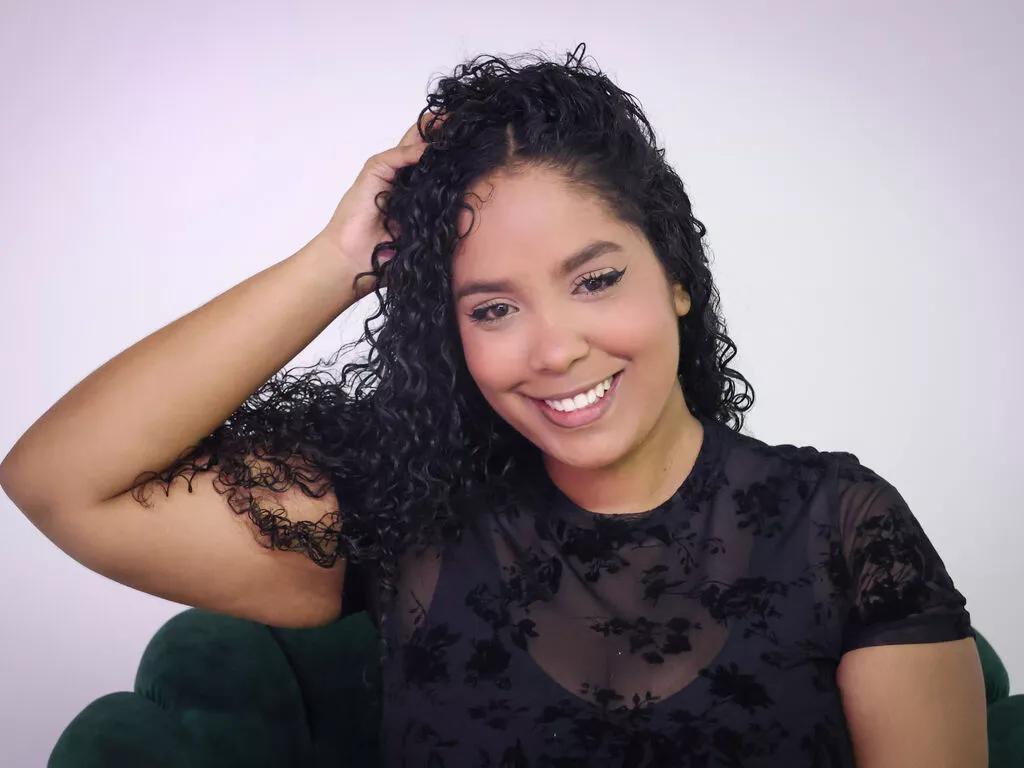 KarlaMathews webcams show profile image 