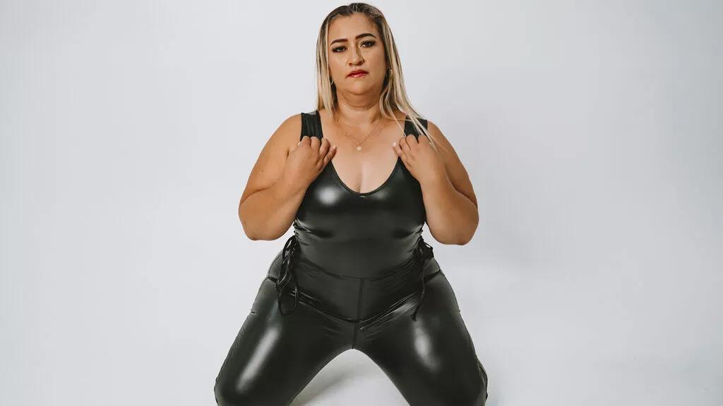 KatyaMills webcams show profile image 