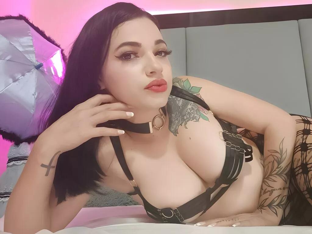 KenniaStone webcams show profile image 