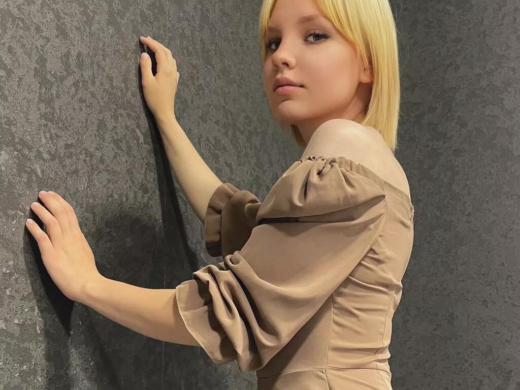 KristyPire webcams show profile image 