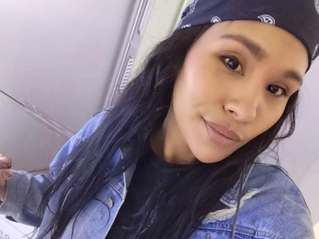 KynSmith webcams show profile image 
