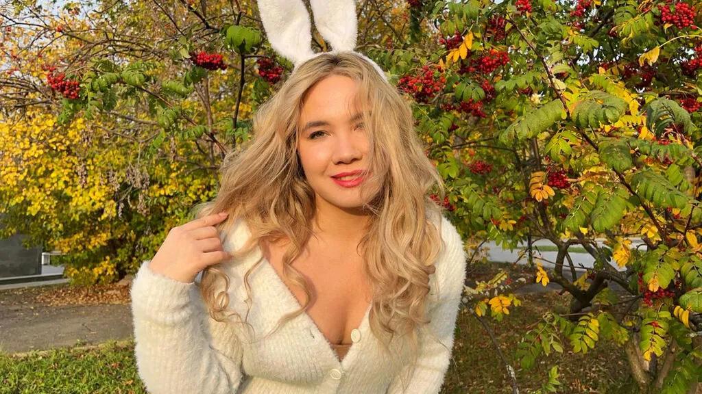LanaBowie from LiveJasmin