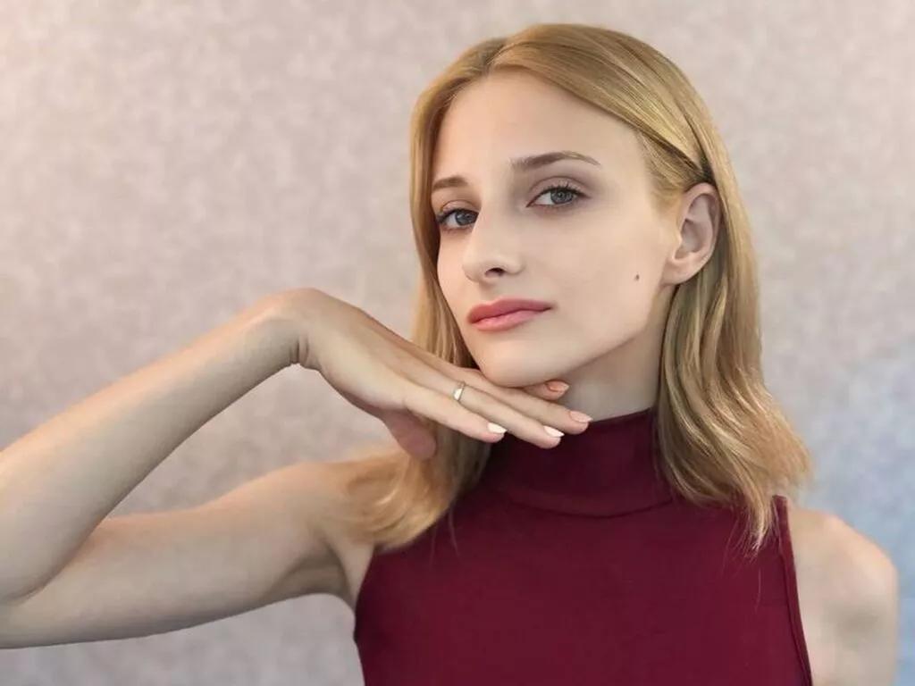 LaurettaBranford webcams show profile image 