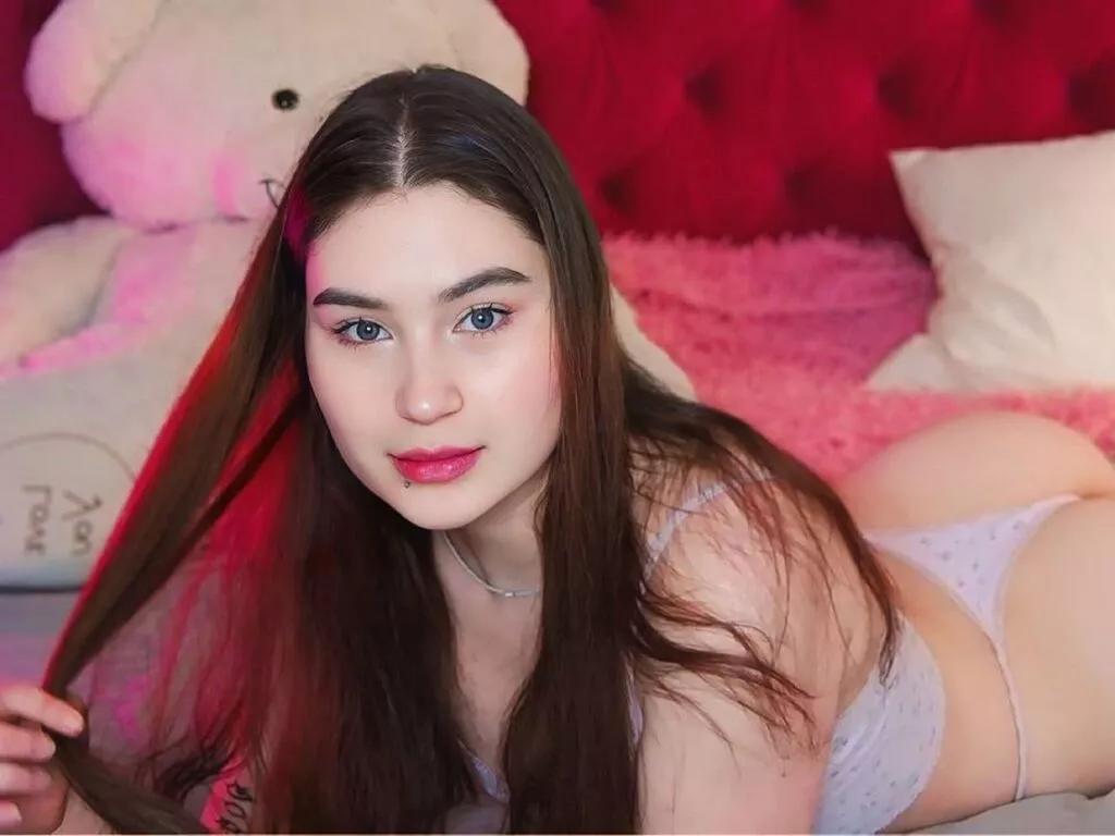 LiliLuu webcams show profile image 