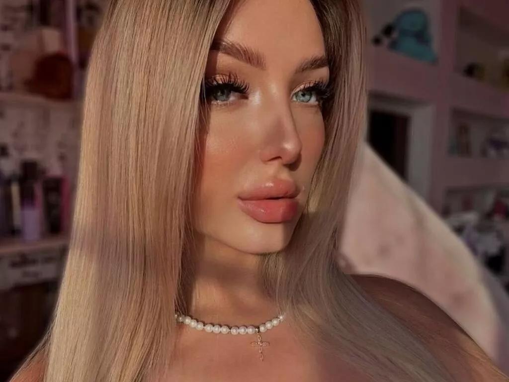 LisaLewisa webcams show profile image 